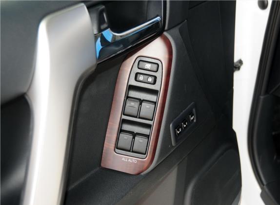 普拉多 2014款 4.0L 自动VX 车厢座椅   门窗控制