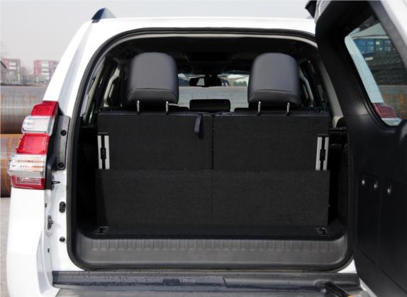 普拉多 2014款 4.0L 自动VX NAVI 车厢座椅   后备厢