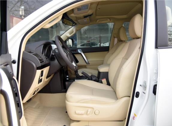 普拉多 2015款 2.7L 自动豪华版 车厢座椅   前排空间