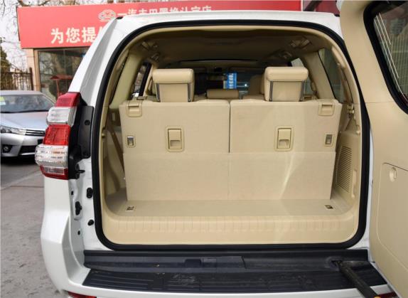 普拉多 2015款 2.7L 自动豪华版 车厢座椅   后备厢