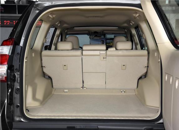 普拉多 2016款 2.7L 自动标准版 车厢座椅   后备厢
