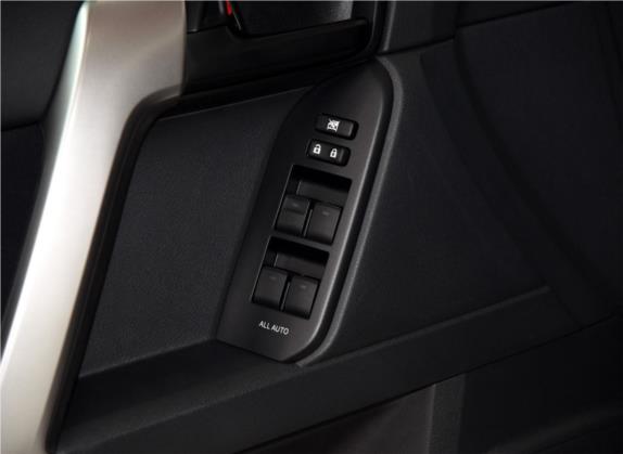普拉多 2016款 2.7L 自动豪华版 车厢座椅   门窗控制