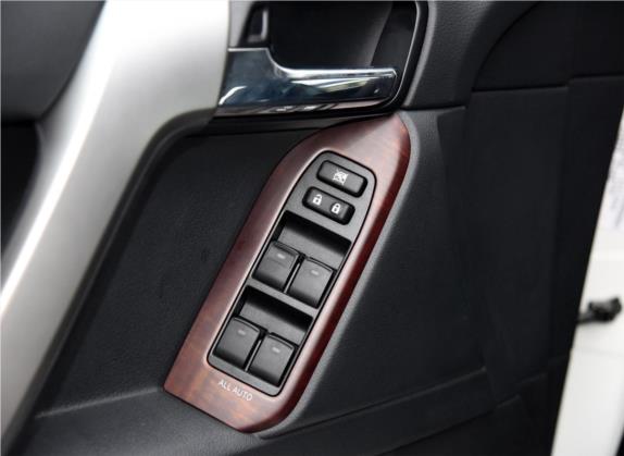 普拉多 2016款 3.5L 自动TX-L NAVI 车厢座椅   门窗控制
