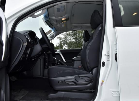普拉多 2018款 3.5L 自动TX 车厢座椅   前排空间
