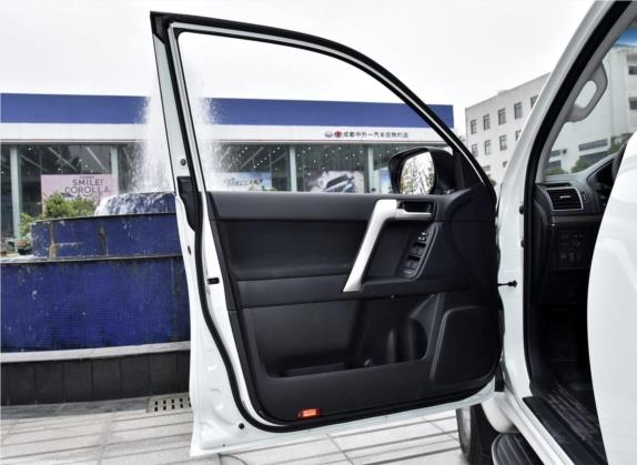 普拉多 2018款 3.5L 自动TX 车厢座椅   前门板