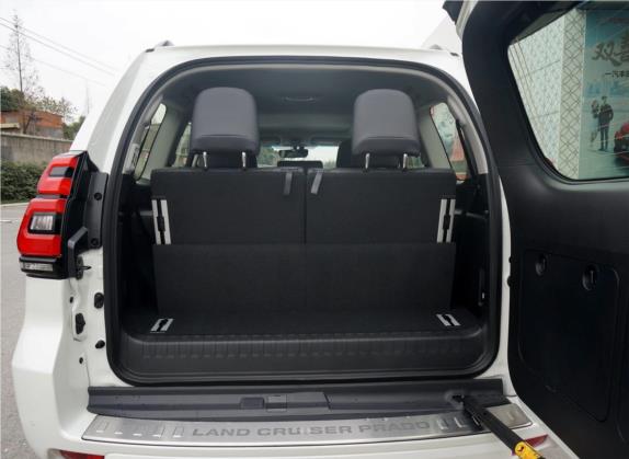 普拉多 2018款 3.5L 自动VX 车厢座椅   后备厢