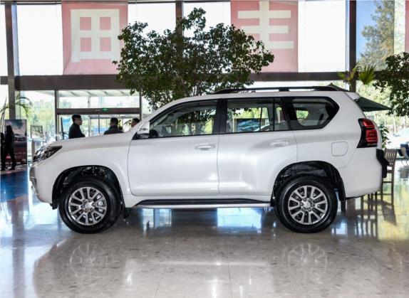 普拉多 2018款 3.5L 自动TX-L后挂备胎 外观   正侧