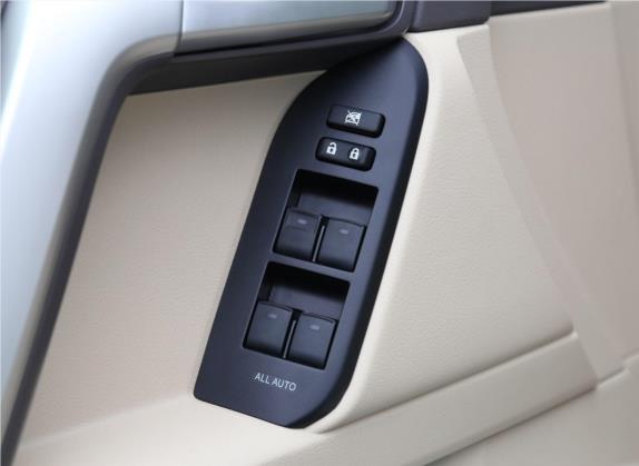 普拉多 2018款 3.5L 自动TX-L NAVI后挂备胎 车厢座椅   门窗控制