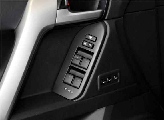 普拉多 2018款 3.5L 自动VX NAVI后挂备胎 车厢座椅   门窗控制