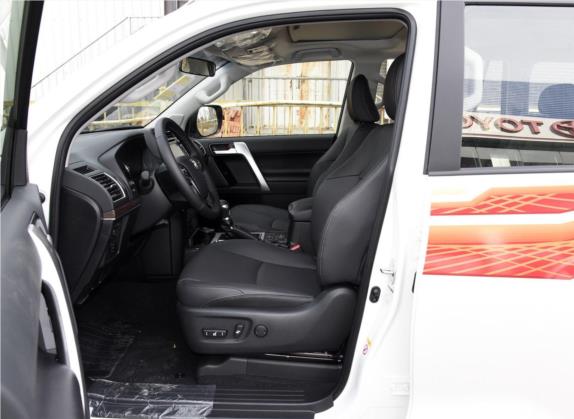 普拉多 2019款 3.5L 自动TX-L尊享版 车厢座椅   前排空间