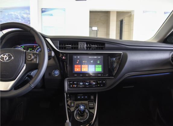 卡罗拉双擎E+ 2019款 1.8L E-CVT旗舰版 中控类   中控台
