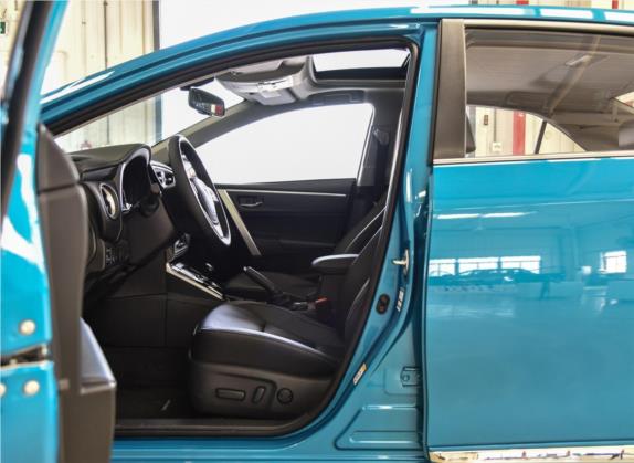 卡罗拉双擎E+ 2019款 1.8L E-CVT旗舰版 车厢座椅   前排空间