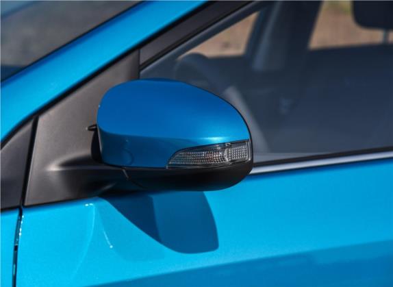 卡罗拉双擎E+ 2019款 1.8L E-CVT旗舰版 外观细节类   外后视镜