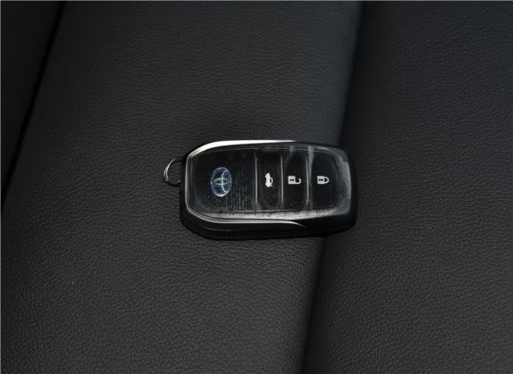 卡罗拉双擎E+ 2020款 1.8L E-CVT舒适版 其他细节类   钥匙
