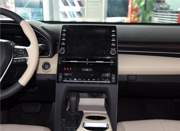 亚洲龙 2019款 2.5L Touring尊贵版 国V 中控类   中控台