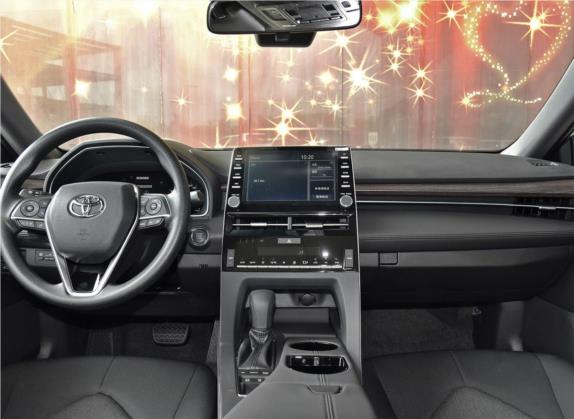 亚洲龙 2019款 2.5L 进取版 国V 中控类   中控台