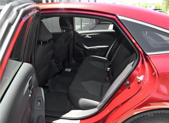 亚洲龙 2019款 2.5L 进取版 国VI 车厢座椅   后排空间