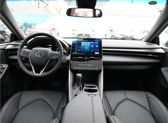 亚洲龙 2022款 2.5L 豪华版 中控类   中控全图