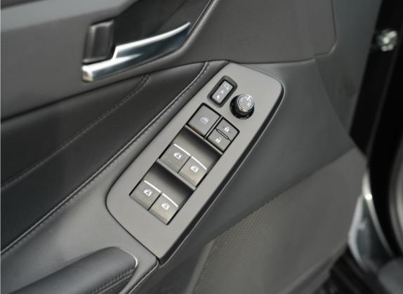 亚洲龙 2022款 双擎 2.5L 豪华版 车厢座椅   门窗控制