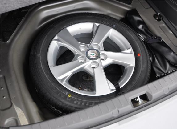 卡罗拉 2011款 1.8L CVT GL-i 其他细节类   备胎