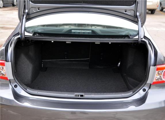卡罗拉 2011款 1.8L CVT GL-i 车厢座椅   后备厢
