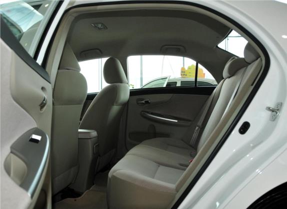 卡罗拉 2011款 1.6L 手动GL 车厢座椅   后排空间