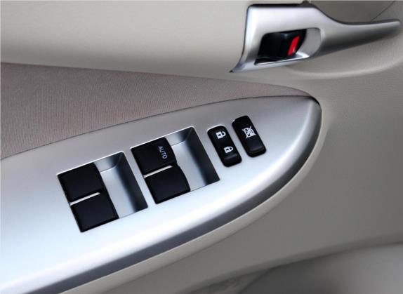 卡罗拉 2011款 1.6L 自动GL 车厢座椅   门窗控制
