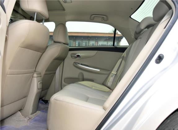 卡罗拉 2011款 1.8L CVT GLX-i导航版 车厢座椅   后排空间