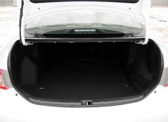 卡罗拉 2012款 炫装版 1.8L 手动GL-i 车厢座椅   后备厢