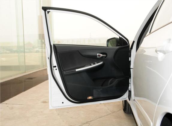 卡罗拉 2013款 特装版 1.6L 自动至酷型GL 车厢座椅   前门板