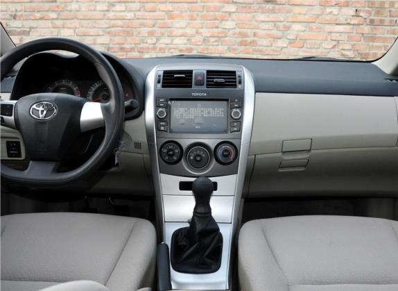 卡罗拉 2013款 特装版 1.6L 手动炫酷型GL 中控类   中控台