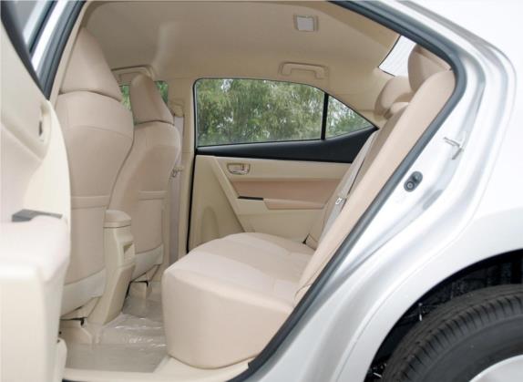 卡罗拉 2014款 1.6L CVT GL 车厢座椅   后排空间