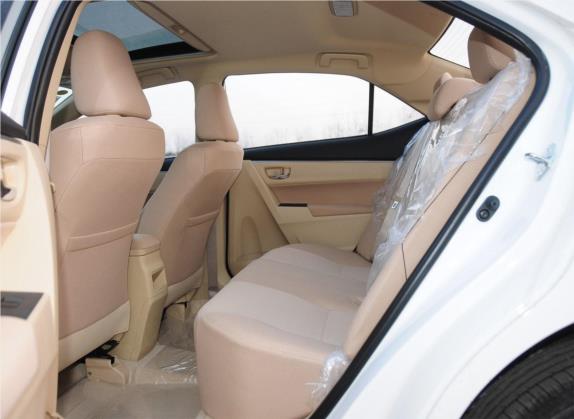 卡罗拉 2014款 1.6L 手动GL-i 车厢座椅   后排空间