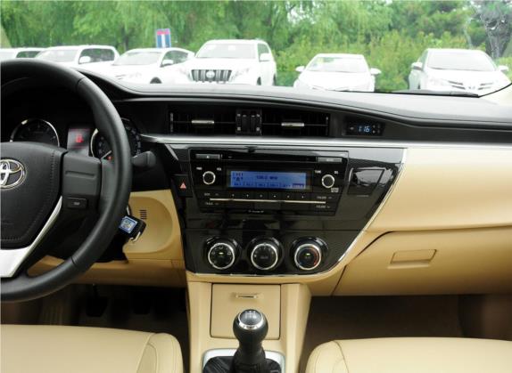 卡罗拉 2014款 1.6L 手动GL-i真皮版 中控类   中控台