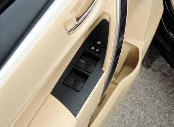 卡罗拉 2014款 1.6L 手动GL-i真皮版 车厢座椅   门窗控制
