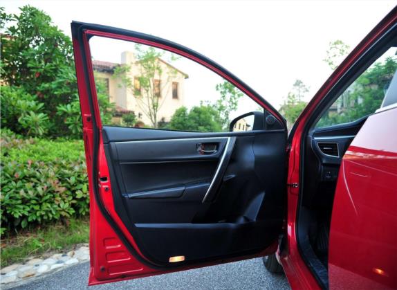 卡罗拉 2014款 1.6L 手动GLX-i 车厢座椅   前门板