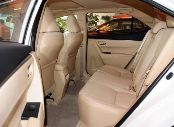 卡罗拉 2014款 1.6L CVT GLX-i 车厢座椅   后排空间
