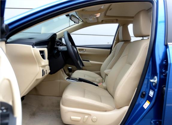 卡罗拉 2014款 1.8L CVT至高版 车厢座椅   前排空间