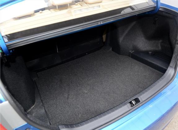 卡罗拉 2014款 1.8L CVT至高版 车厢座椅   后备厢