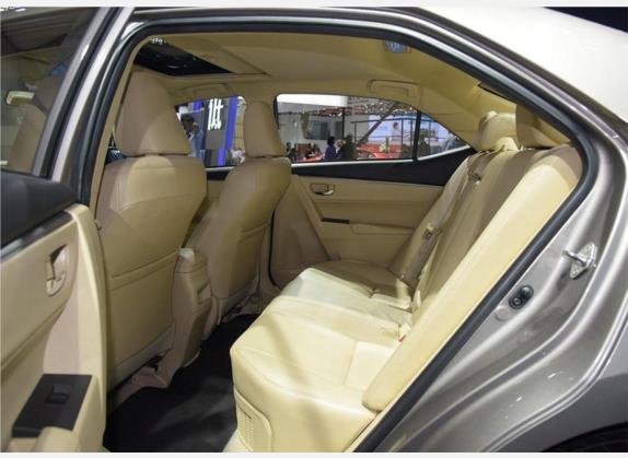 卡罗拉 2016款 双擎 1.8L E-CVT精英版 车厢座椅   后排空间