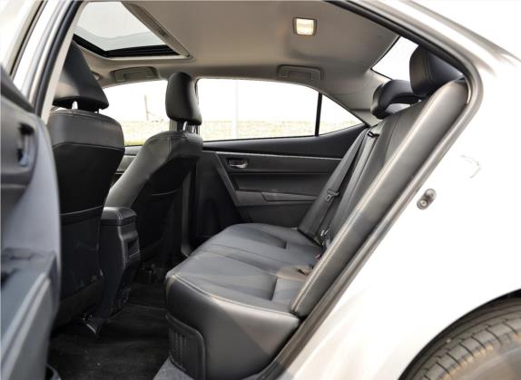 卡罗拉 2016款 双擎 1.8L E-CVT旗舰版 车厢座椅   后排空间