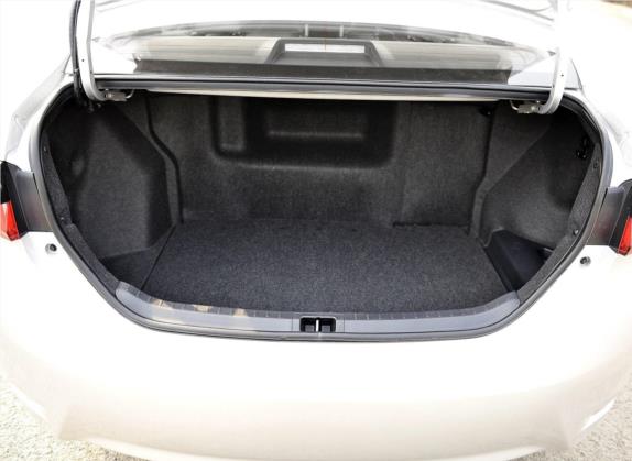 卡罗拉 2016款 双擎 1.8L E-CVT旗舰版 车厢座椅   后备厢