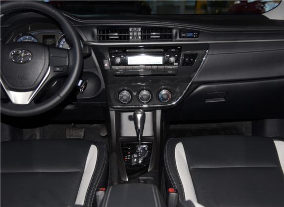卡罗拉 2016款 1.6L CVT GL-i炫酷版 中控类   中控台