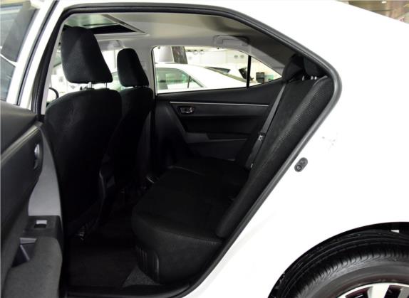 卡罗拉 2016款 双擎 1.8L E-CVT领先版 车厢座椅   后排空间