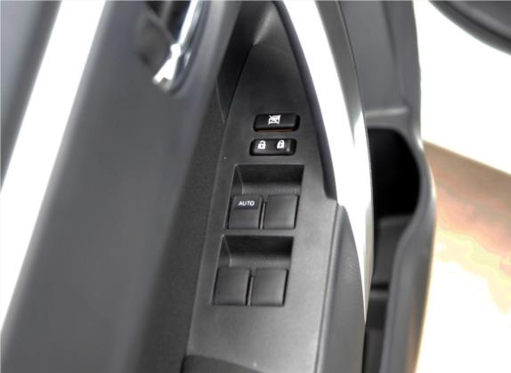 卡罗拉 2017款 1.6L 手动GL 车厢座椅   门窗控制