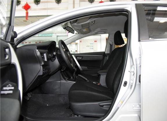卡罗拉 2017款 1.2T 手动GL 车厢座椅   前排空间