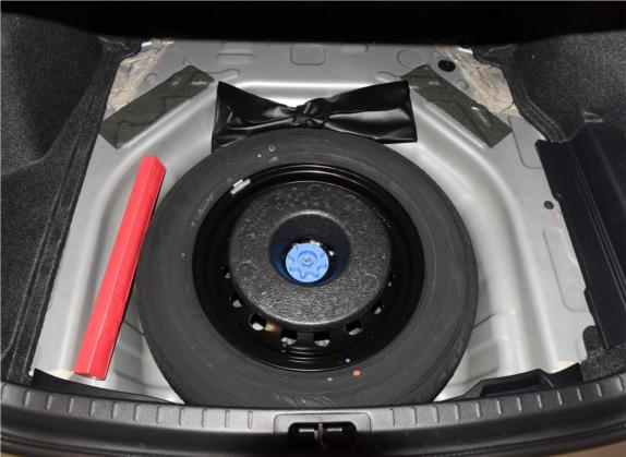 卡罗拉 2017款 1.2T CVT GL-i 其他细节类   备胎
