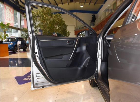 卡罗拉 2017款 1.2T CVT GL-i 车厢座椅   前门板