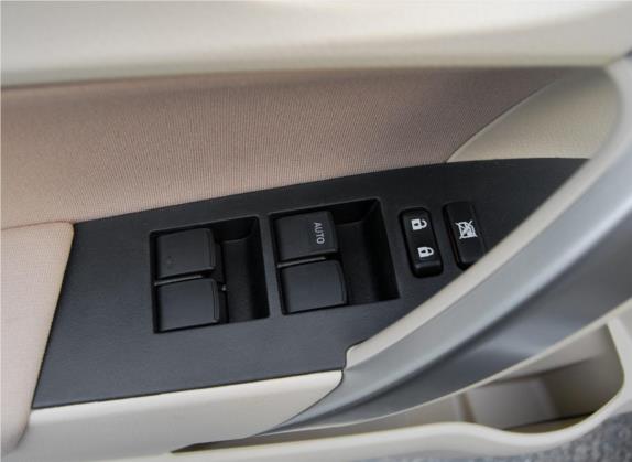 卡罗拉 2017款 改款 1.6L 手动GL 车厢座椅   门窗控制
