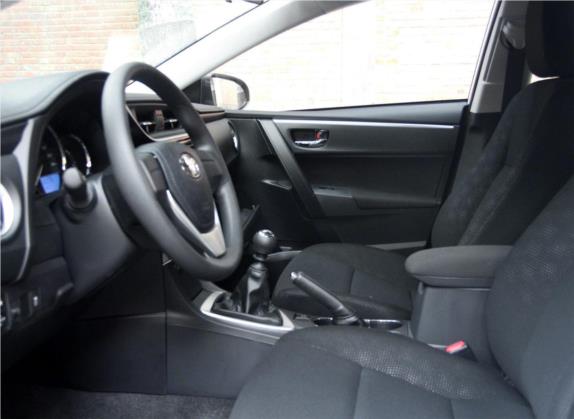卡罗拉 2017款 改款 1.2T 手动GL 车厢座椅   前排空间